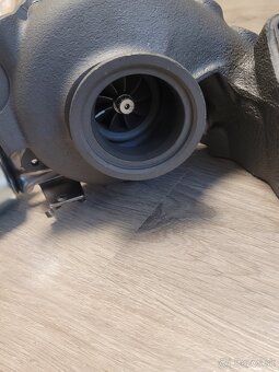 Predám na komplet zrepasované turbo opel fiat alfa - 9
