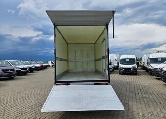 Ford Transit Kontajner 8 ePAL 2.0 TdCI/ 165hp - 2022 - 9