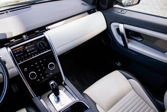 Land Rover Discovery Sport 2.0D SD4 SE AWD A/T - 9