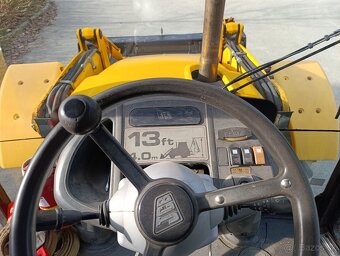 JCB 4CX s TP a ŠPZ - 9