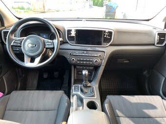 KIA Sportage 1.6 GDi Gold - 9