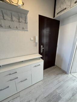 2 izbový byt s lóggiou - 9