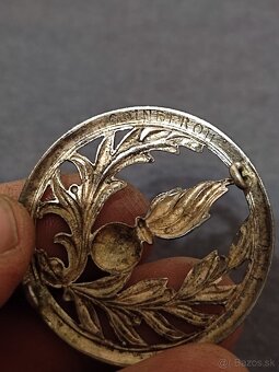 Čiapka francúzska cudzinecká legia strieborný odznak - 9