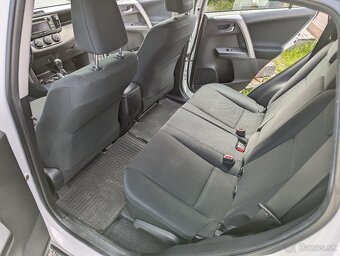 RAV4 2.0 l benzin 4x4 - 9