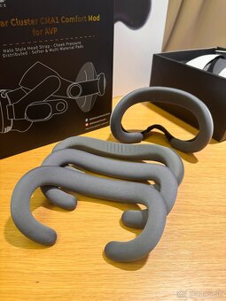 Apple Vision Pro 256GB – množstvo príslušenstva - 9