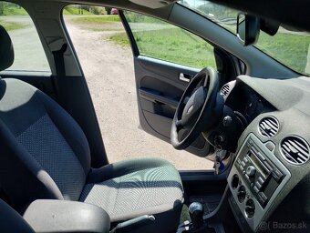 Ford Focus 1.6tdci 80kw TOP STAV - 9