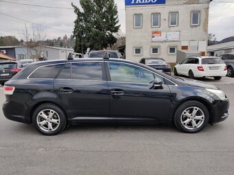 Toyota Avensis - 9