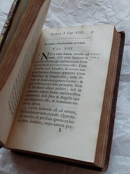 Kniha z r. 1674 po latinsky, veľmi dobrý stav - 9
