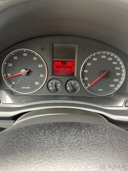 Vw golf 5 benzín 145 tis km - 9