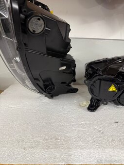 Škoda rapid xenony - 9