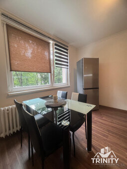 Na prenájom 1-izbový byt neďaleko stanice v Nových Zámkoch - 9