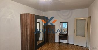 Na predaj: 2-izbový zrekonštruovaný byt v centre Galanty - 9
