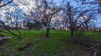Pozemok (3171 m2 ) so starým domom na ul. Št. Tučeka vo Veľk - 9