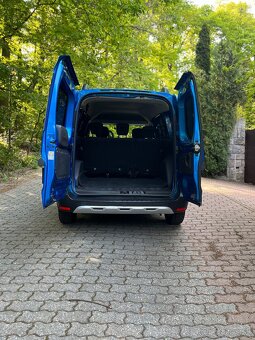 Dacia Dokker 1.6 SCe Stepway - 9