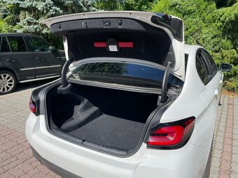 BMW rad 5 520d mHEV xDrive A/T - 9
