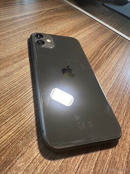iPhone 11 - skvelý stav - 9