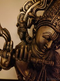 Krišna hrajúci na flautu - 9