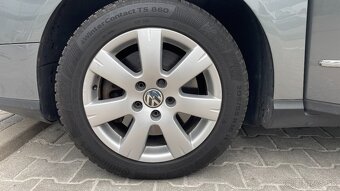 VOLKSWAGEN Passat 2.0 FSI 110 kW - 9
