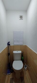 TUreality predava 3 izbový byt s garážou v obci ŠTRBA. - 9