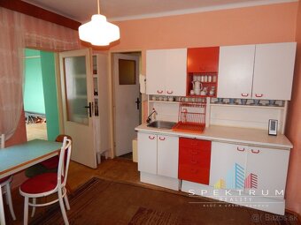 SPEKTRUM REALITY - Na Predaj 3-izbový rodinný dom s pozemkom - 9
