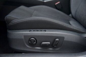 Superb Combi 2.0 TDI Style DSG, Keyless, Full LED, Tempomat - 9