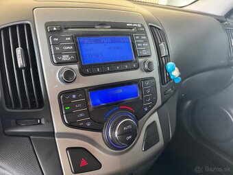 Hyundai i30 1.4 MPI 2011 / Slovák - 9