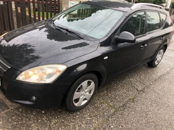 Kia ceed combi - 9