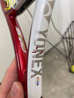 Predám rakety Yonex 3D Vector - 9