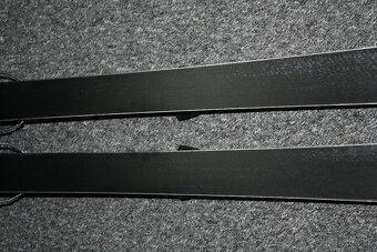 lyže Atomic J4 160 cm, lyžiarky - 9