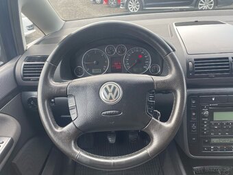 Volkswagen Sharan 2.0 TDI Comfortline - 9