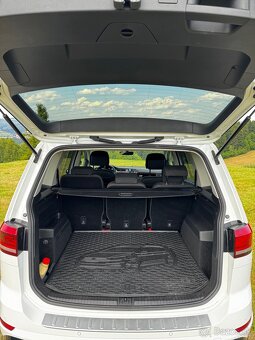 Volkswagen Touran R-Line 2.0 TDI 6G BMT - 9