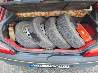 Peugeot 106 1.0i 33kw - 9