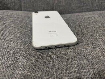 iPhone Xr 64GB (plne funkčný) - 9