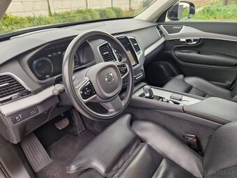Volvo XC90 2.0 B5 Drive-E Momentum Pro AWD A/T 7m - 9