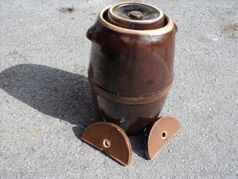 Formičky aj RETRO, čajník, kvetináče, súdok,... - 9