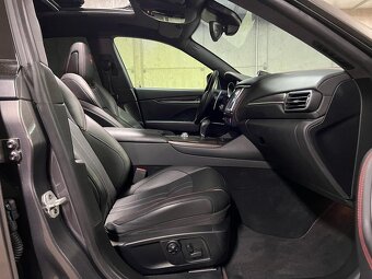 Maserati Levante SQ4 Gransport - 9