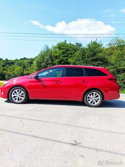 Toyota Auris TS 2.0 D-4D - 9