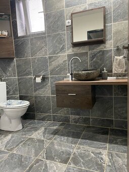 VÝHODNE Rodinný dom po rekonštrukcii Stránske Zilina - 9