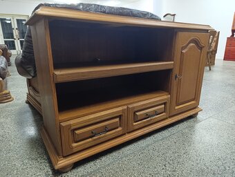 Rustikální komoda, nábytek z masívu - 9