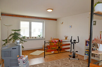 Predaj - rodinný dom - Zlaté Moravce - REZERVOVANÉ - 9