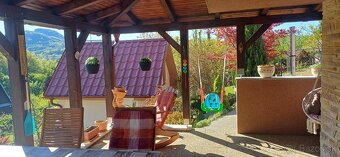 Predáme záhradnú chatu s terasou - 9
