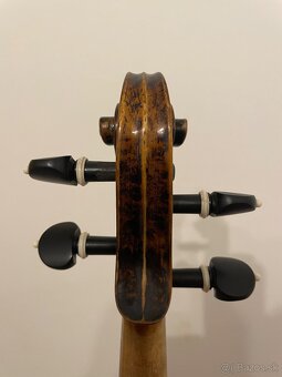 Husle - 9