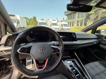 Predám Volkswagen Golf 8 GTi 2023 v záruke - 9