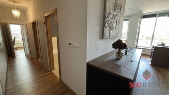 3 izbový byt s 100 m2 terasou Topoľčany - 9
