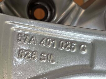 CRATER orig.skoda 5x112 8jx19 ET 45 VW 225 45 R19 letné - 9