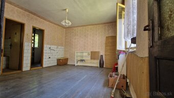 Vidiecky rod. dom pozemok 12 árov - 9