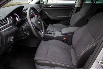 Škoda Superb Combi 2.0TDI DSG automat - 9