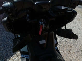 Yamaha T-MAX 500 (2008) - 9