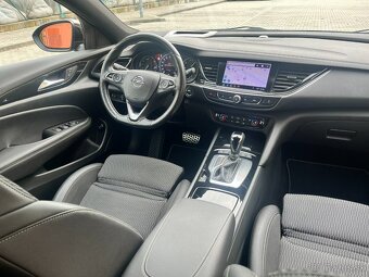 Insignia Country Tourer 2,0 Bi-turbo 210k,4x4,AUT,ČR,DPH,1.M - 9