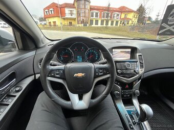 Chevrolet Cruz ST 2.0 diesel 120kw A/T prevodovka 185 000 km - 9